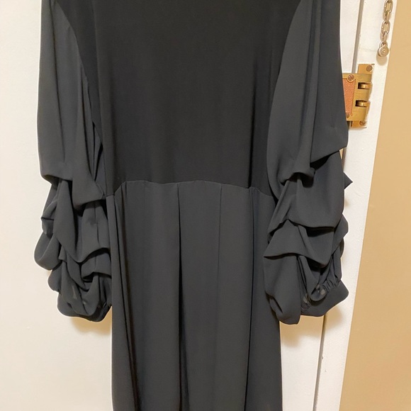 Hi low blouse - Picture 3 of 11